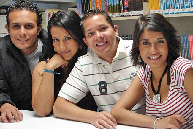 Los mexicanos podrán realizar sus estudios de posgrado en la Universidad de Texas (UT), una de las mejores calificadas en el mundo, de acuerdo con el Consejo Nacional de Ciencia y Tecnología (Conacyt), tras la firma de un acuerdo.