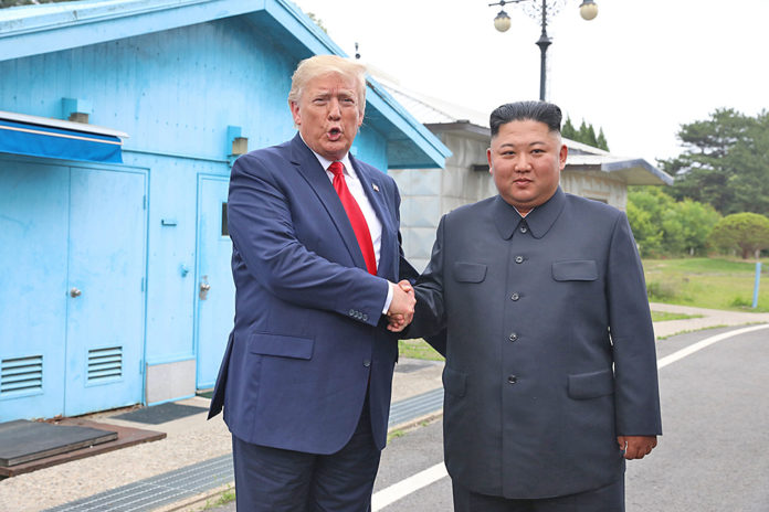 Donald Trump, se reúne con Kim Jong Un