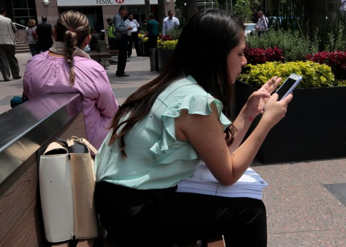 El desempleo en México baja al 3,7 % al cierre de 2021