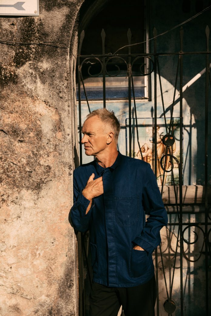 Sting cae seducido por la