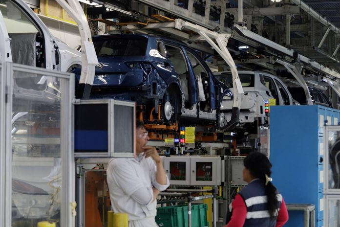 La industria mexicana aún está un 3,9 % por debajo de su nivel prepandemia