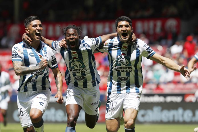 El Pachuca del uruguayo Almada lidera el Clausura del f˙tbol mexicano