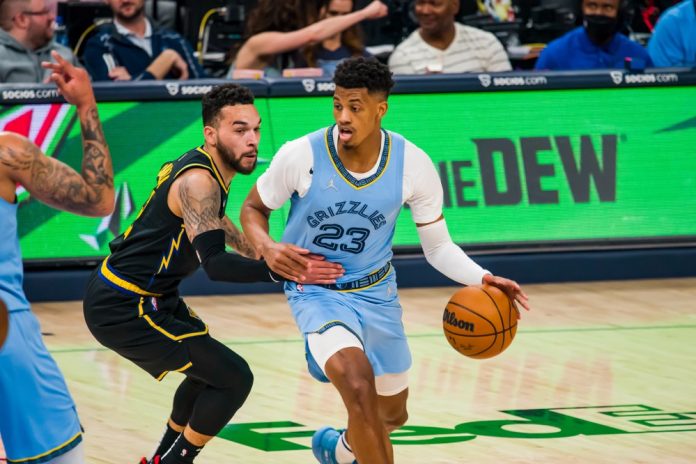 Los Grizzlies funden a los Warriors y los Heat relevan a los Celtics en Este