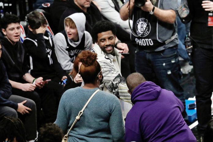 Una multa de 50.000 dÛlares a los Nets por dejar entrar a Irving a los vestuarios