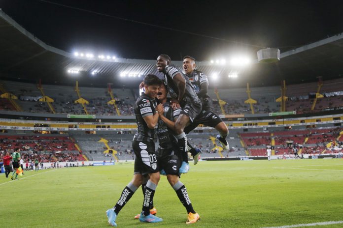 El Pachuca vence al campeÛn Atlas y salta al liderato del Clausura