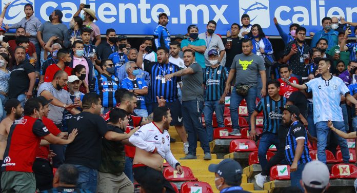 El Querétaro jugará un año a puerta cerrada por incidentes en su estadio