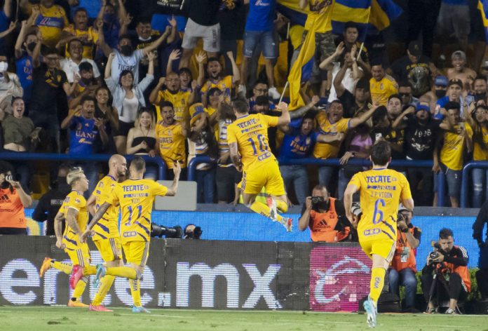Tigres vence al Tijuana y sube al liderato del Clausura del f˙tbol mexicano