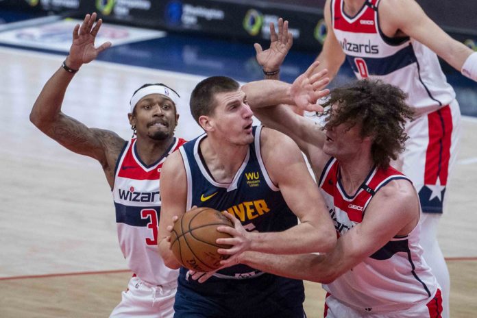 Jokic se corona MVP con solo un estadounidense entre los cinco mejores de NBA