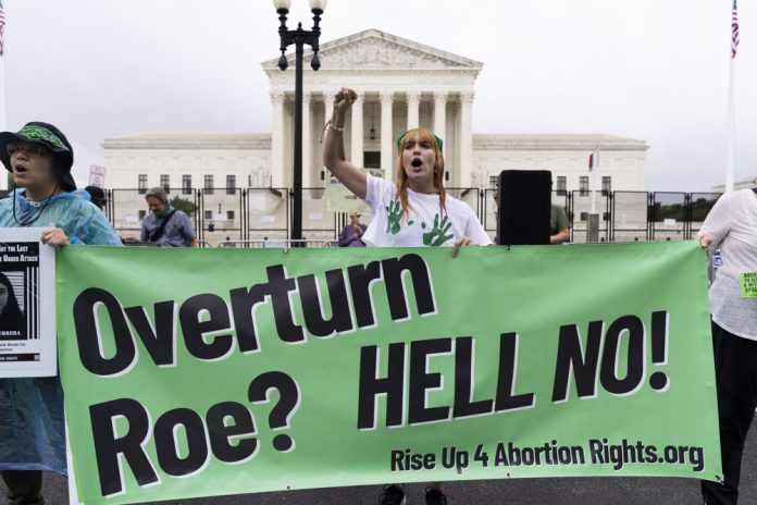 El Tribunal Supremo de EEUU anula la protección del derecho al aborto