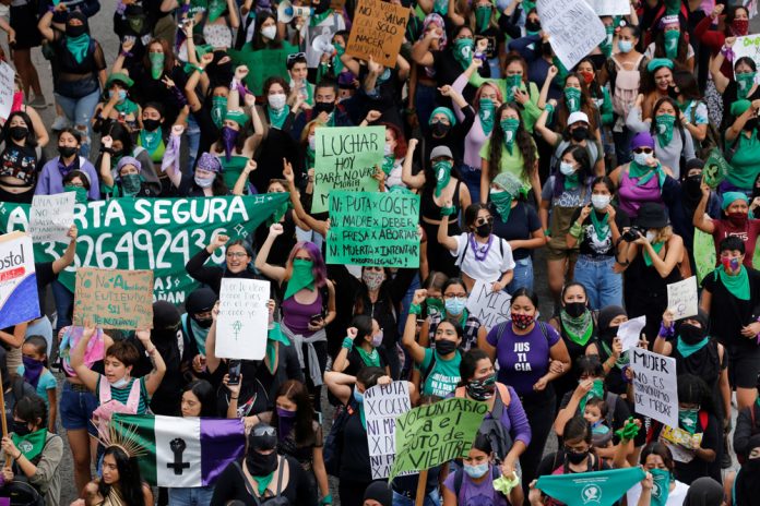 Estado de Baja California Sur despenaliza aborto y suman 9 en México