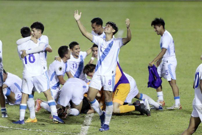 1-1. Guatemala se clasifica al Mundial al vencer a MÈxico en penaltis