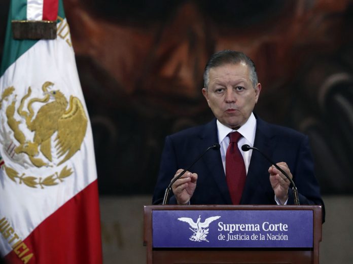 Presidente del Supremo de MÈxico defiende proyecto de ley contra feminicidios