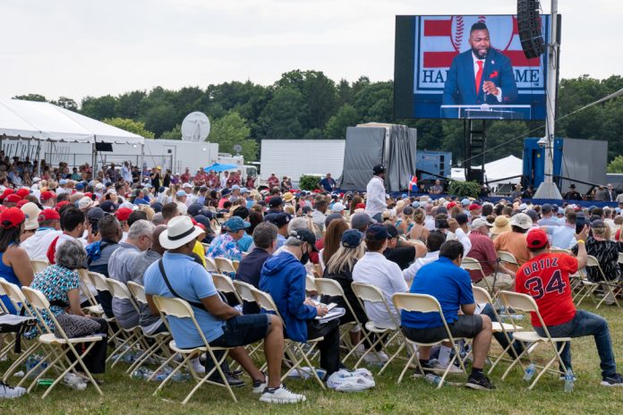 El orgullo dominicano inunda Cooperstown en el gran día de David Ortiz