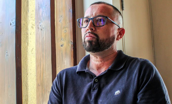 Libro revela el olvido y condiciones deplorables de los pescadores mexicanos