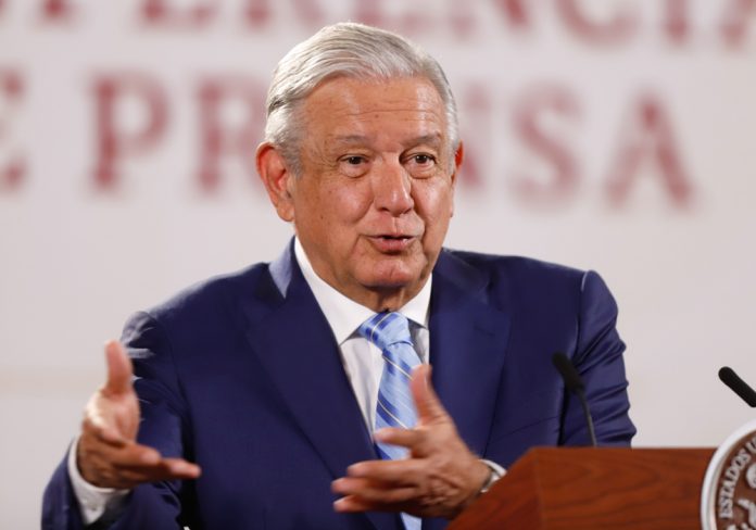 Presidente de México pide evitar confrontación tras viaje de Pelosi a Taiwán
