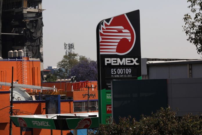 Gobierno de México reduce 7,7 % el subsidio a la gasolina premium