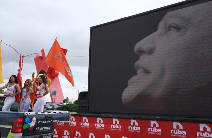 Juan Gabriel es recordado con eventos en la ciudad donde iniciÛ su carrera