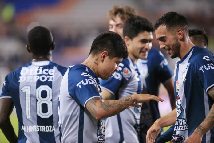 El Pachuca de Almada vence al Atlas y se acerca a zona de clasificaciÛn