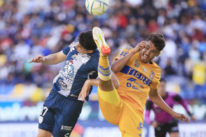 El argentino Ib·Òez le da el triunfo al Pachuca, que entra en zona de clasificaciÛn