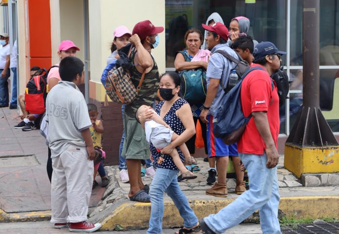 Nueva caravana migrante intentará salir de Tapachula (México) hacia EE.UU.