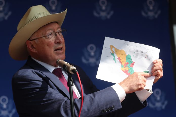 Embajador de EE.UU. en México dice que inseguridad enfría la inversión