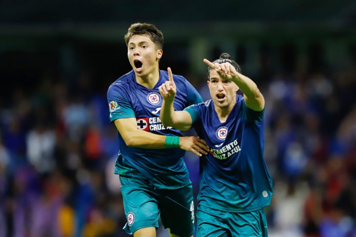 El ecuatoriano Estrada anota en el triunfo de Cruz Azul ante LeÛn