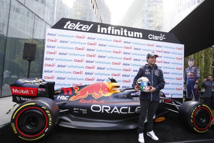 'Checo' dice que faltan oportunidades para pilotos latinos en la Fórmula Uno