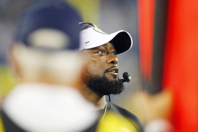 El 'coach' de Steelers nombra a novato Pickett como 'quarterback' titular