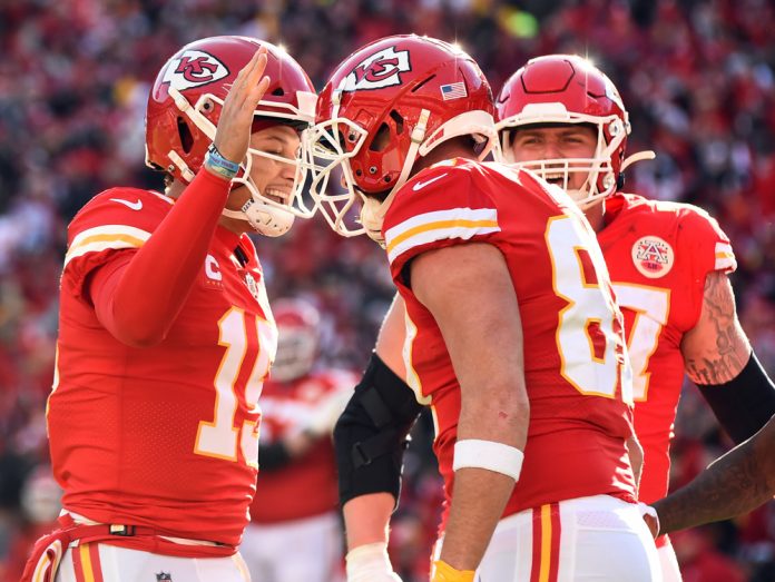 Mahomes guía a los Chiefs a la victoria sobre los 49ers en la semana 7 de la NFL
