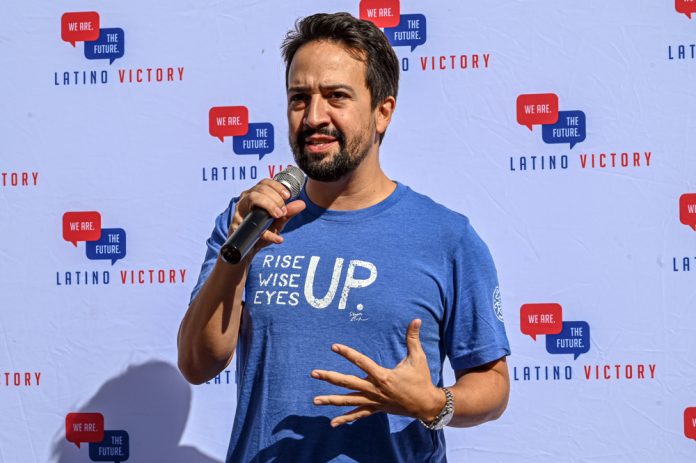 Lin-Manuel Miranda promueve el voto para recuperar