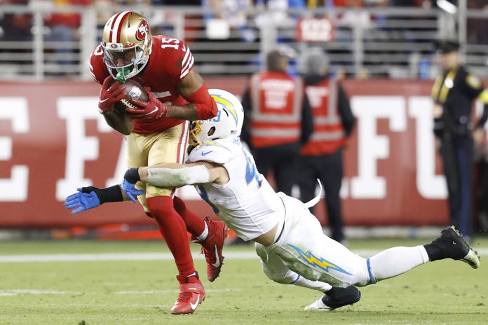 Los 49ers se imponen a los Chargers en un cerrado partido de la semana 10 de la NFL