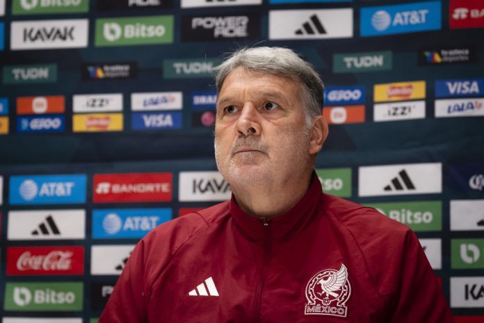 'Tata' Martino: "Raúl (Jiménez) seguramente tendrá minutos mañana"