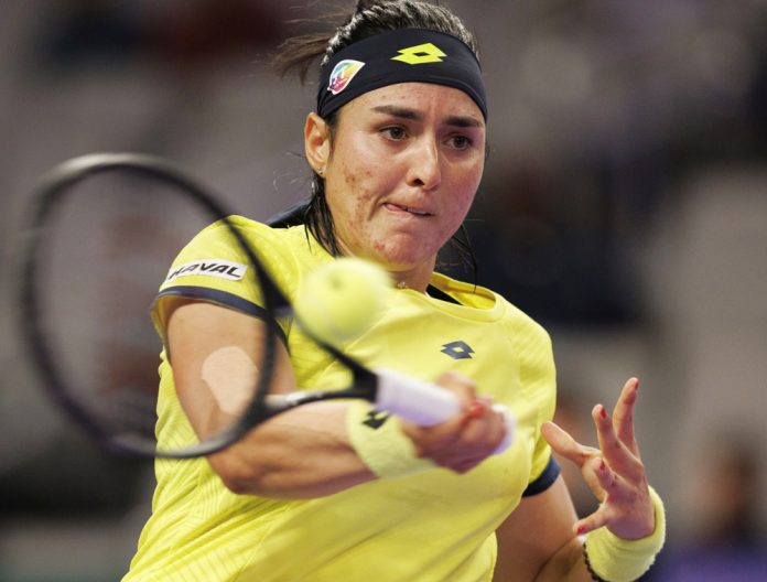 Sakkari sella su pase a las semifinales y Jabeur suma su primer triunfo