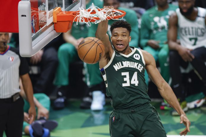 128-111: Unos Bucks muy fiables frustran a los Golden State Warriors