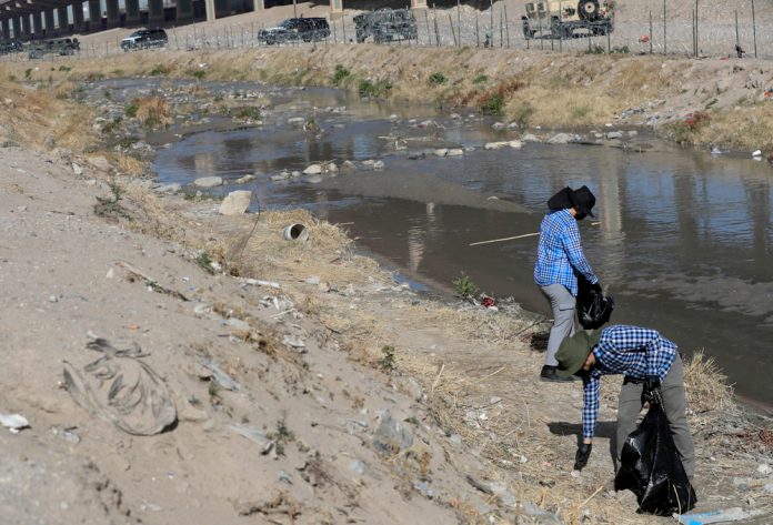 Comunidad binacional hace limpieza en el fronterizo Río Bravo