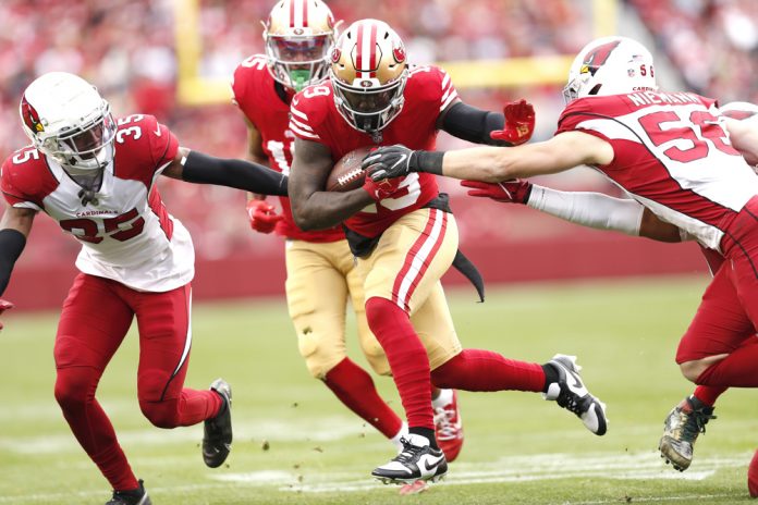 Eagles y 49ers ganan y acaban primero y segundo de la Nacional en la semana 18 de la NFL