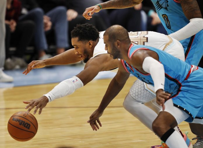 Grizzlies y Cavaliers aceleran, frenan los Mavericks y Durant se lesiona