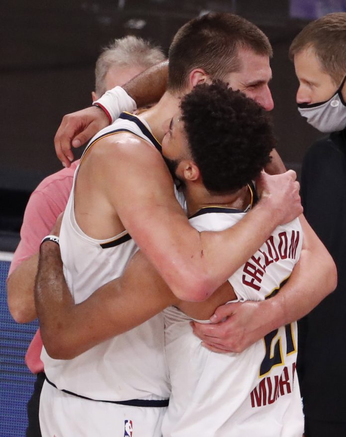 122-109: Sin LeBron y ante los Nuggets, los Lakers pierden su invicto de 2023
