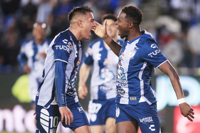 El campeÛn Pachuca visita a los Tigres en esperado duelo en el Clausura