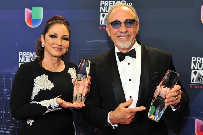 Emilio Estefan imparte en Miami un taller para músicos sobre salud financiera