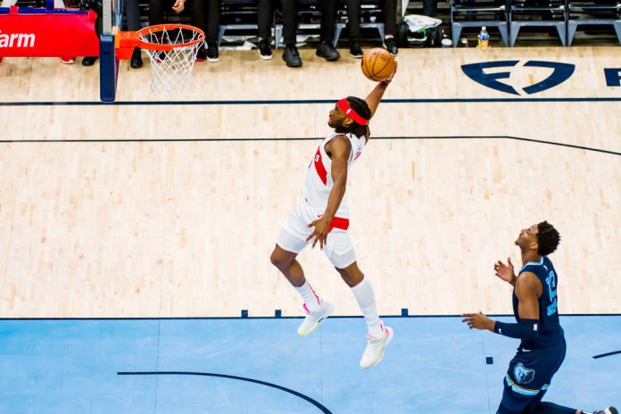 Kyrie Irving y los Mavericks sacuden la NBA