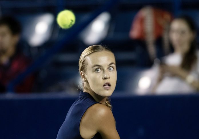Schmiedlova sorprende y elimina a Bouzková en el Abierto de Monterrey 2023
