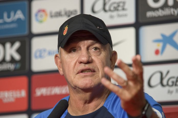 El Mallorca negocia la renovación del contrato de Javier Aguirre
