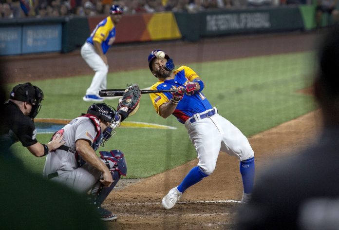 El venezolano Altuve será operado en el pulgar derecho tras sufrir una fractura