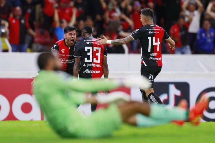 4-0. Atlas golea al Olimpia y se clasifica a los cuartos de finales