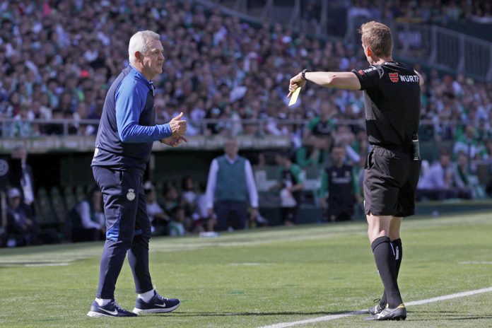 Nueve jugadores y Javier Aguirre sancionados por acumulación de tarjetas