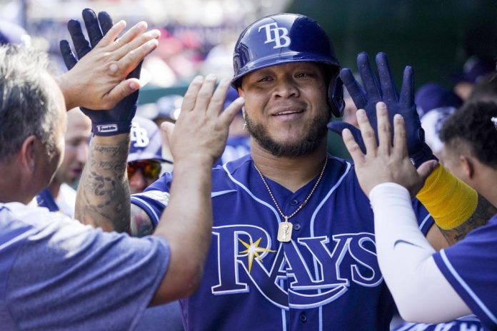 Soler estalla y Ramírez y Franco ayudan a mantener el invicto de los Rays
