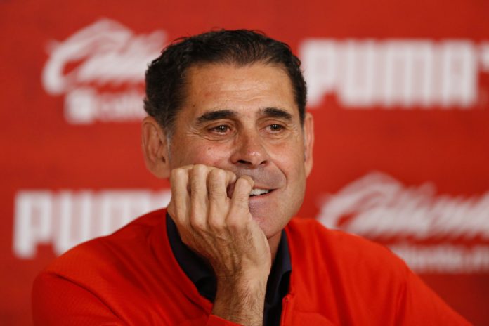 Fernando Hierro, cerca de devolverle su grandeza a las Chivas en menos de un año