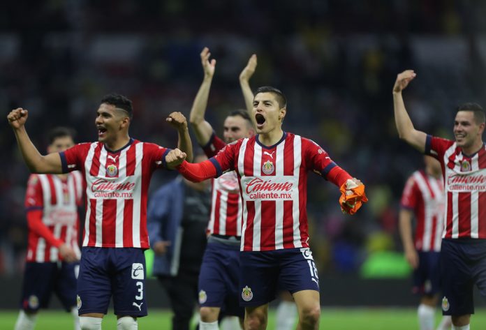 El argentino Ortiz renuncia como técnico del América tras la eliminación ante las Chivas