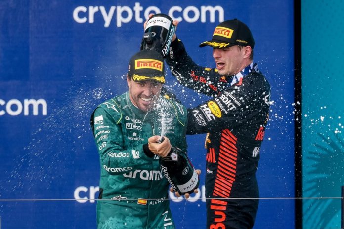 Verstappen se exhibe en otro doblete de Red Bull y Alonso vuelve a asombrar